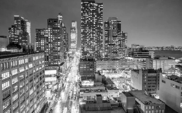 Manhattan Grudnia 2018 Widok Lotu Ptaka Ulice Wieżowce Śródmieścia Nocą — Zdjęcie stockowe