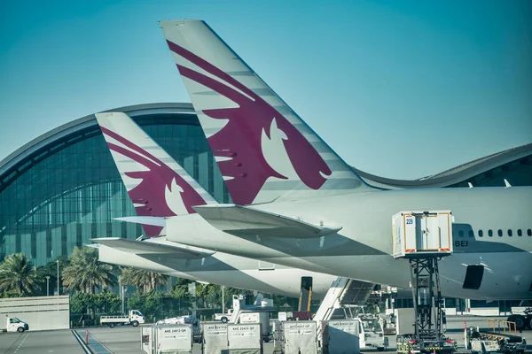 Doha Qatar Desember 2016 Pesawat Landasan Pacu Bandar Udara Internasional — Stok Foto