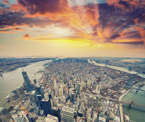 Vista Aérea Panorámica Del Centro Manhattan Atardecer Nueva York Desde —  Fotos de Stock