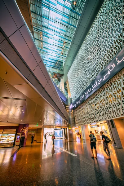 Doha Qatar Augusti 2018 Interiör Hamads Internationella Flygplats — Stockfoto