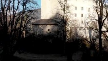Kışın, Avusturya Lienz Castle havadan görünümü.