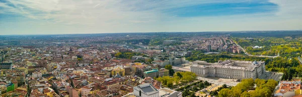 Vista Aérea Panorâmica Incrível Centro Cidade Palácio Real Pôr Sol — Fotografia de Stock