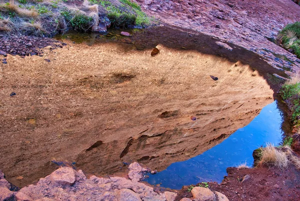 Australische Outback Water Reflecties Een Zonnige Dag — Stockfoto