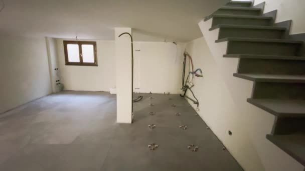 Laying Ceramic Tiles Basement Room Floor Clean Empty Room Treatment — Stock Video