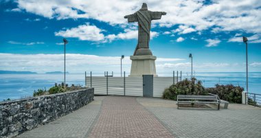 Kral İsa heykeli Madeira Adası, Portekiz Katolik bir anıt vardır.