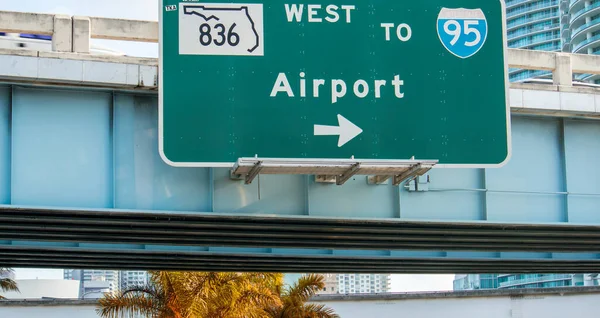 Airport Directions Interstate Sign — Stock Photo, Image