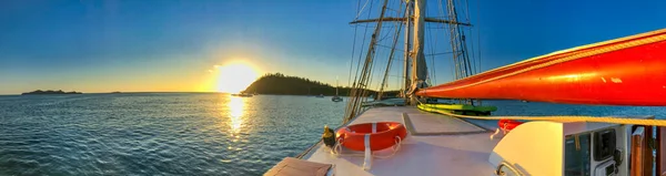 Sailing Beautiful Islands Scenario Panoramic Seascape Sunset View Sailing Ship — Stock Photo, Image