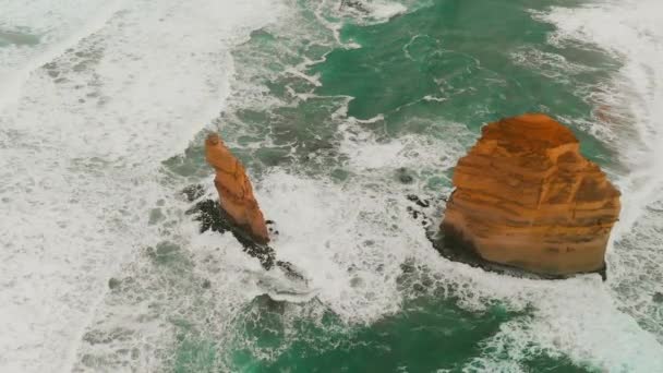 12个使徒海岸沿线的大海洋路 维多利亚 澳大利亚 从无人机观看 — 图库视频影像