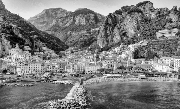 Amalfi Italien Jun 2021 Panoramautsikt Över Amalfikusten Från Rörlig Drönare — Stockfoto