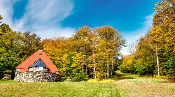 Mountain Chapel Stowe Vermont Foliage Season — Stock Photo, Image