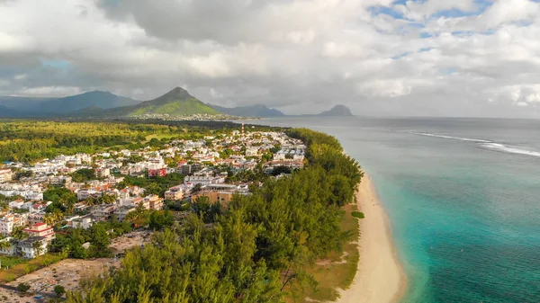 Aerial View Mountains Trees Flic Flac Beach Mauritius Island — Zdjęcie stockowe