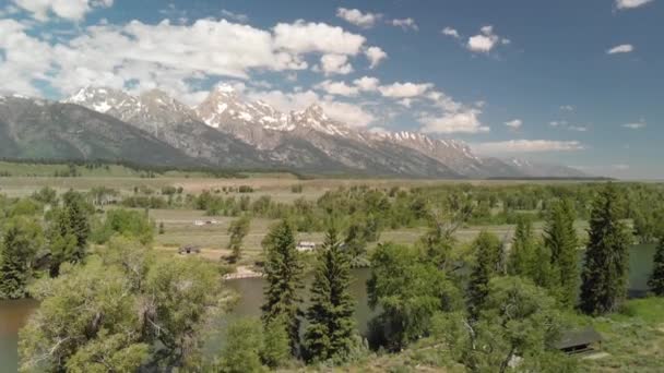Letecký Pohled Vrcholy Grand Teton Krajina Hadí Řeka Krásného Letního — Stock video