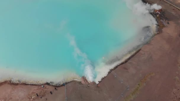 Piscina Geotérmica Quente Hverir Myvatn Lake Islândia Vapor Água Azul — Vídeo de Stock