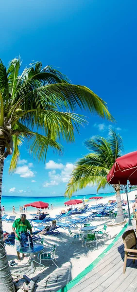 Resort Una Hermosa Playa Caribeña — Foto de Stock