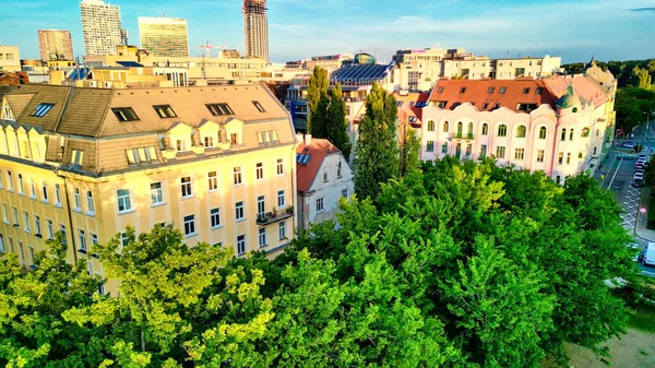 Bratislava Şehrinin Hava Manzarası Bir Yaz Öğleden Sonra Yükselişte Slovakya — Stok fotoğraf