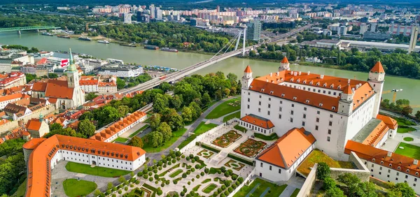Veduta Aerea Del Castello Bratislava Dello Skyline Della Città Pomeriggio — Foto Stock