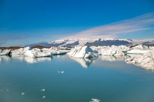 Παγόβουνα Στη Λιμνοθάλασσα Jokulsarlon Κατά Θερινή Περίοδο Ισλανδία — Φωτογραφία Αρχείου