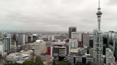 AUCKLAND, NEW ZEALAND - 2018 AĞUSTOS: Albert Park 'ın havadan manzarası. Auckland 'a yılda 5 milyon kişi geliyor..