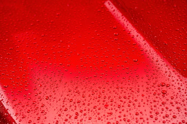 Esőcseppek Autó Piros Testén — Stock Fotó