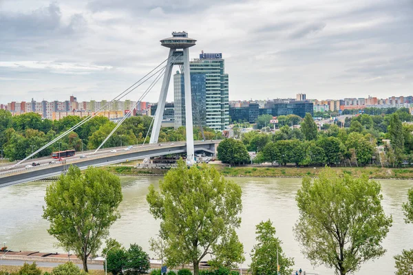 Братислава Словаччина Серпня 2022 Вежа Моста Snp Вежа Нло Над — стокове фото
