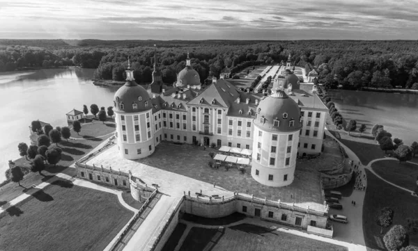 ドイツ 夏のモーリツブルグ城の空中写真 — ストック写真