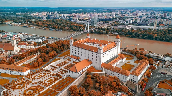 Вид Воздуха Братиславский Замок Городской Пейзаж Второй Половине Дня Словакия — стоковое фото