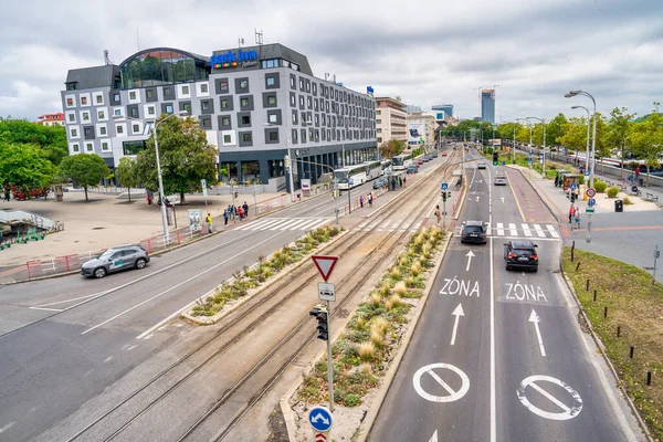 Μπρατισλάβα Σλοβακία Αυγούστου 2022 Ορίζοντας Της Πόλης Και Κεντρικός Δρόμος — Φωτογραφία Αρχείου