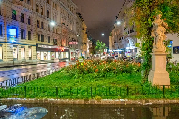 Vídeň Rakousko Srpna 2022 Městské Ulice Deštivé Noci — Stock fotografie