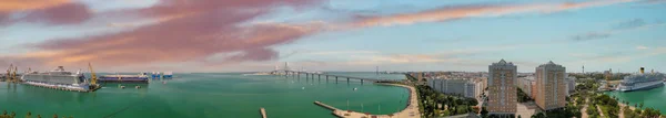 Panoramiczny Widok Lotu Ptaka Port Statki Wycieczkowe Kadyksie Andaluzja Drona — Zdjęcie stockowe