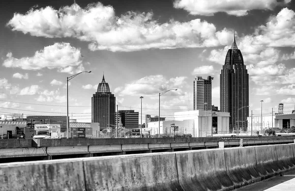 Mobile February 2016 City Skyline Seen Moving Car Interstate — Foto Stock
