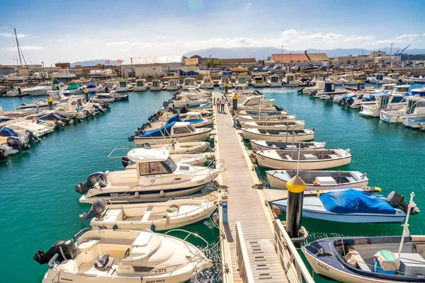 Gibraltar April 2023 Many Small Boats Anchored City Port — Stock Photo, Image