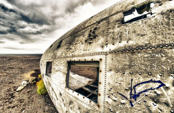 Wreckage Avião Velho Abandonado Uma Praia Islândia — Fotografia de Stock