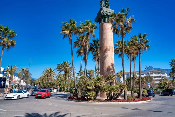 Marbella Spania April 2023 Puerto Banus Vakre Promenade Klar Solskinnsdag – stockfoto