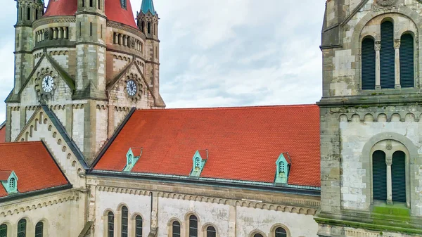 ウィーン オーストリアの聖フランシス教会の外観の空中ビュー — ストック写真