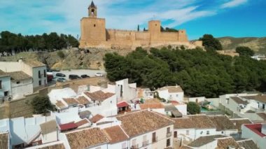 Antequera, Endülüs Alcazaba Kalesi 'nin havadan görünüşü - İspanya