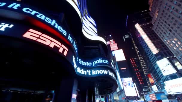 Νεα Υορκη Δεκέμβριος 2018 Times Square Διαφημίσεις Από Νύχτα — Αρχείο Βίντεο