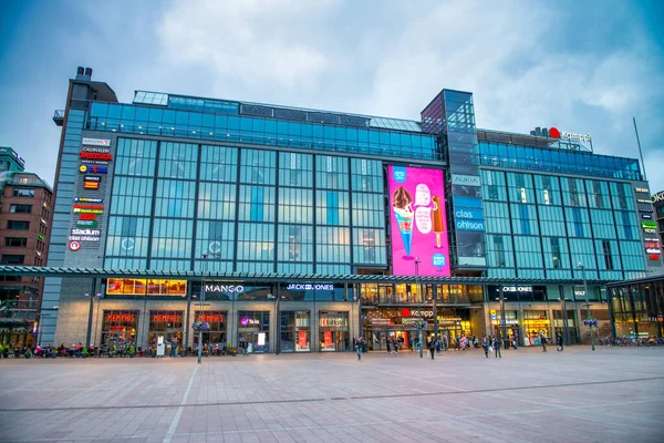 Helsinki Finlândia Julho 2017 Shopping Centro Cidade — Fotografia de Stock