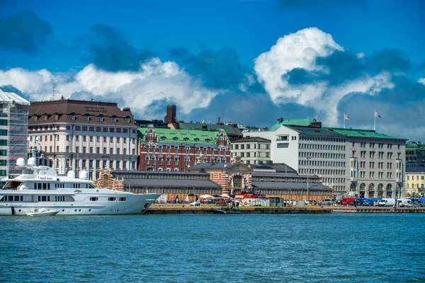 芬兰赫尔辛基 2017年7月4日 城市从港口的天际线 — 图库照片