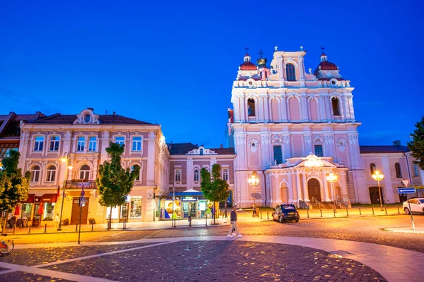 Vilnius Lituânia Julho 2017 Edifícios Antigos Centro Cidade Vilnius Pôr — Fotografia de Stock