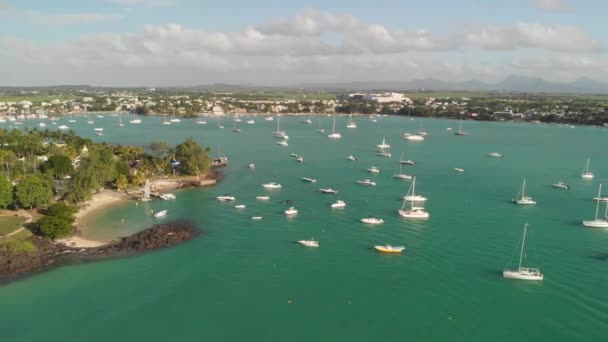 Wybrzeże Grand Baie Mauritiusie Widok Lotu Ptaka Słoneczny Dzień — Wideo stockowe