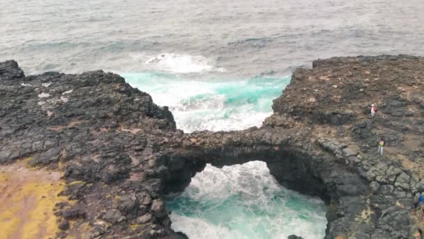 Pont Naturel Mauritius Island Beautiful Arch Rock Formation Drone Viewpoint — Αρχείο Βίντεο