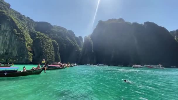 Phi Phi Leh Thailand December 24Th 2019 Turisták Hajók Gyönyörű — Stock videók