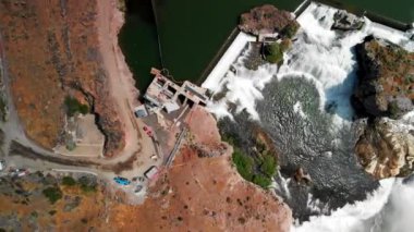 Twin Falls, Idaho, Usa 'daki Shoshone Şelalesinin yukarıdan görünüşü.