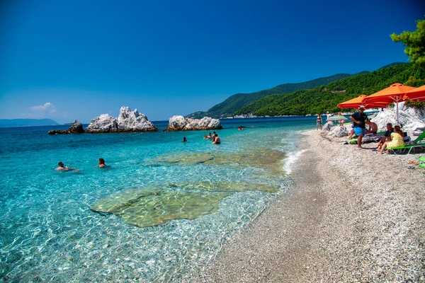 Skopelos Grecia Julio 2023 Playa Milia Temporada Verano Skopelos Grecia —  Fotos de Stock