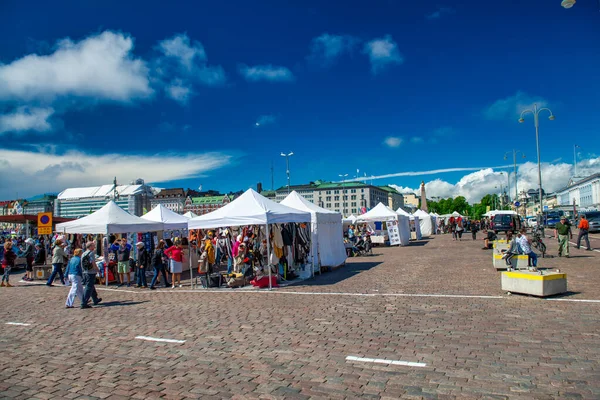 Helsingfors Finland Juli 2017 Gatumarknaderna Längs Stadshamnen — Stockfoto