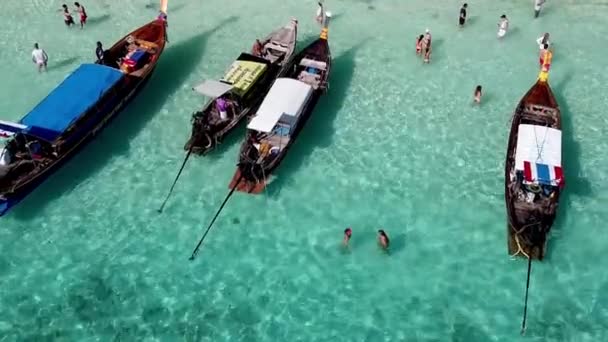 Phi Phi Don Thailandia Dicembre 2019 Veduta Aerea Turisti Barche — Video Stock