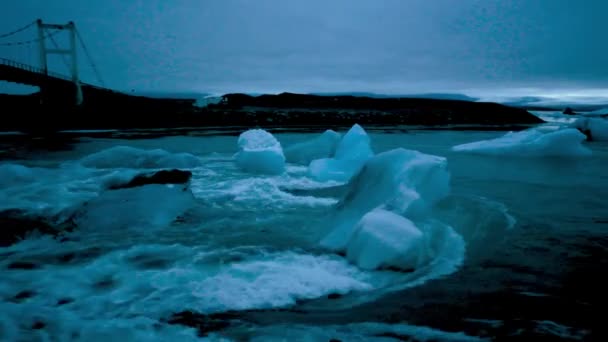 Laguna Jokulsarlon Islandia Góry Lodowe Poruszające Się Nocy Widok Panoramiczny — Wideo stockowe