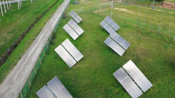 Group Modern Solar Panels Oriented Sun — Stock Video
