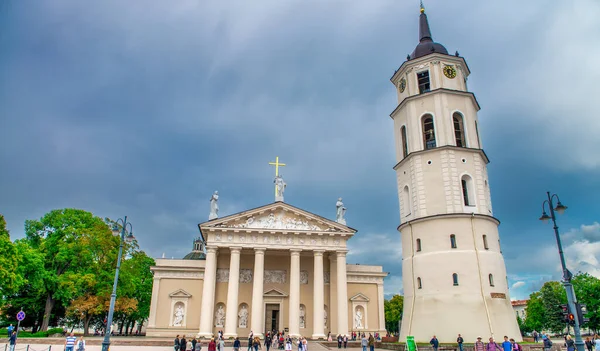 Vilnius Lithuania Juli 2017 Bell Tower Gevel Van Kathedraal Basiliek — Stockfoto