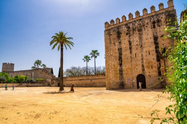 Jerez de la Frontera, İspanya - 8 Nisan 2023: Güney İspanya 'nın Jerez de la Frontera kenti, dış görünüm.